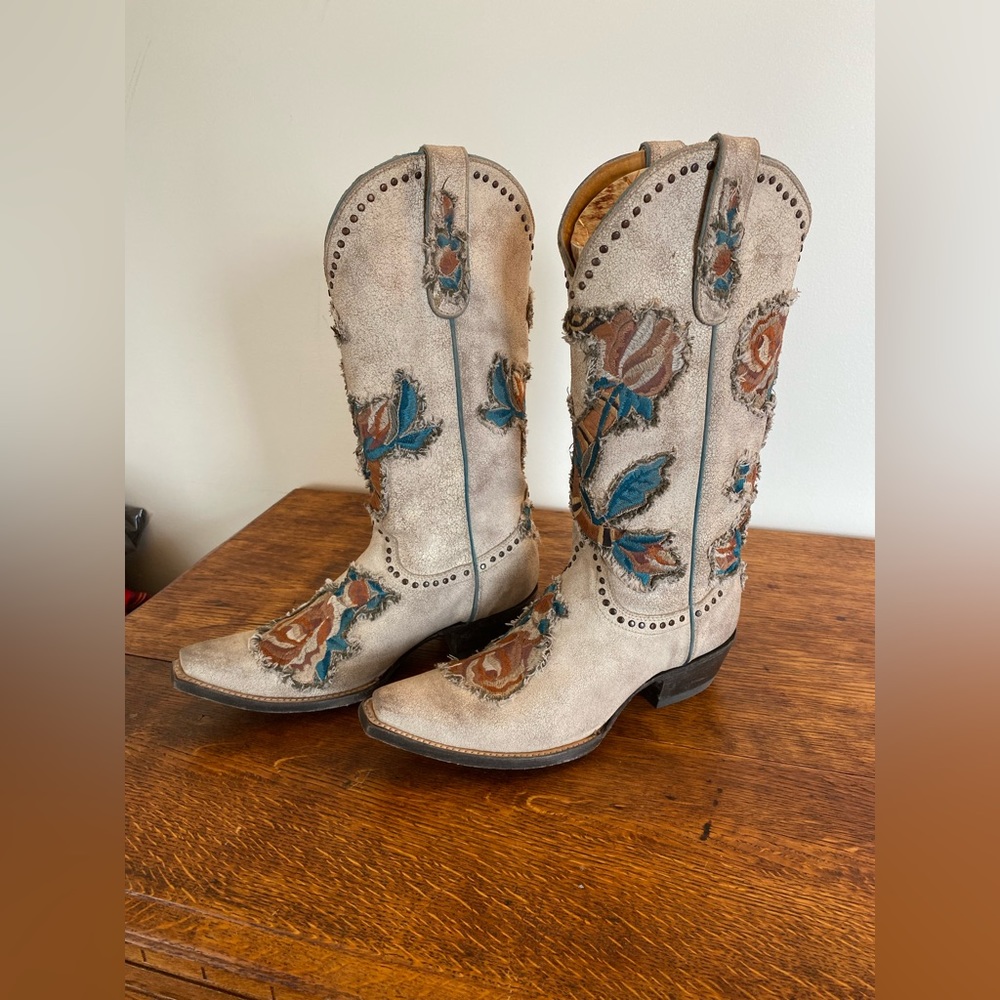 Cowboy Boots -Old Gringo Carla 13 Distressed Taupe Floral